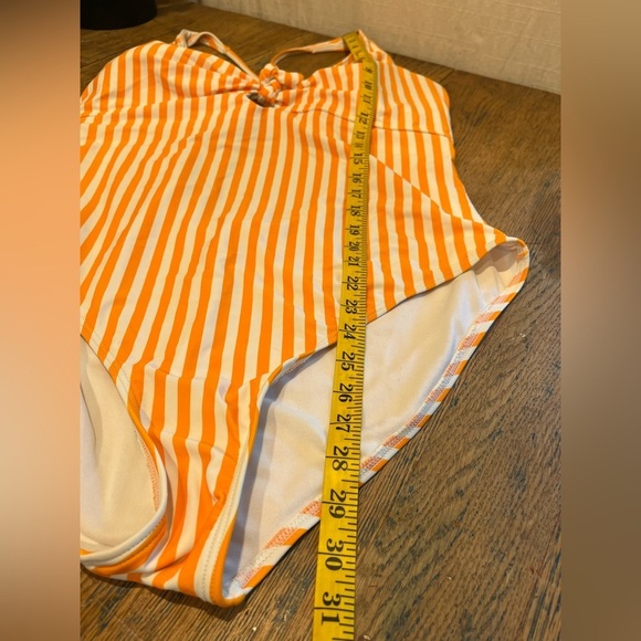 💛 TRENDSETTER Striped Yellow & White One-Piece Swimsuit - Size 18 - Picture 4 of 5